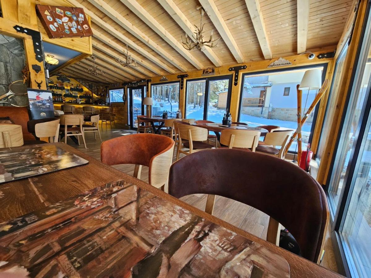 Algara Hut Hotell Panichishte Exteriör bild