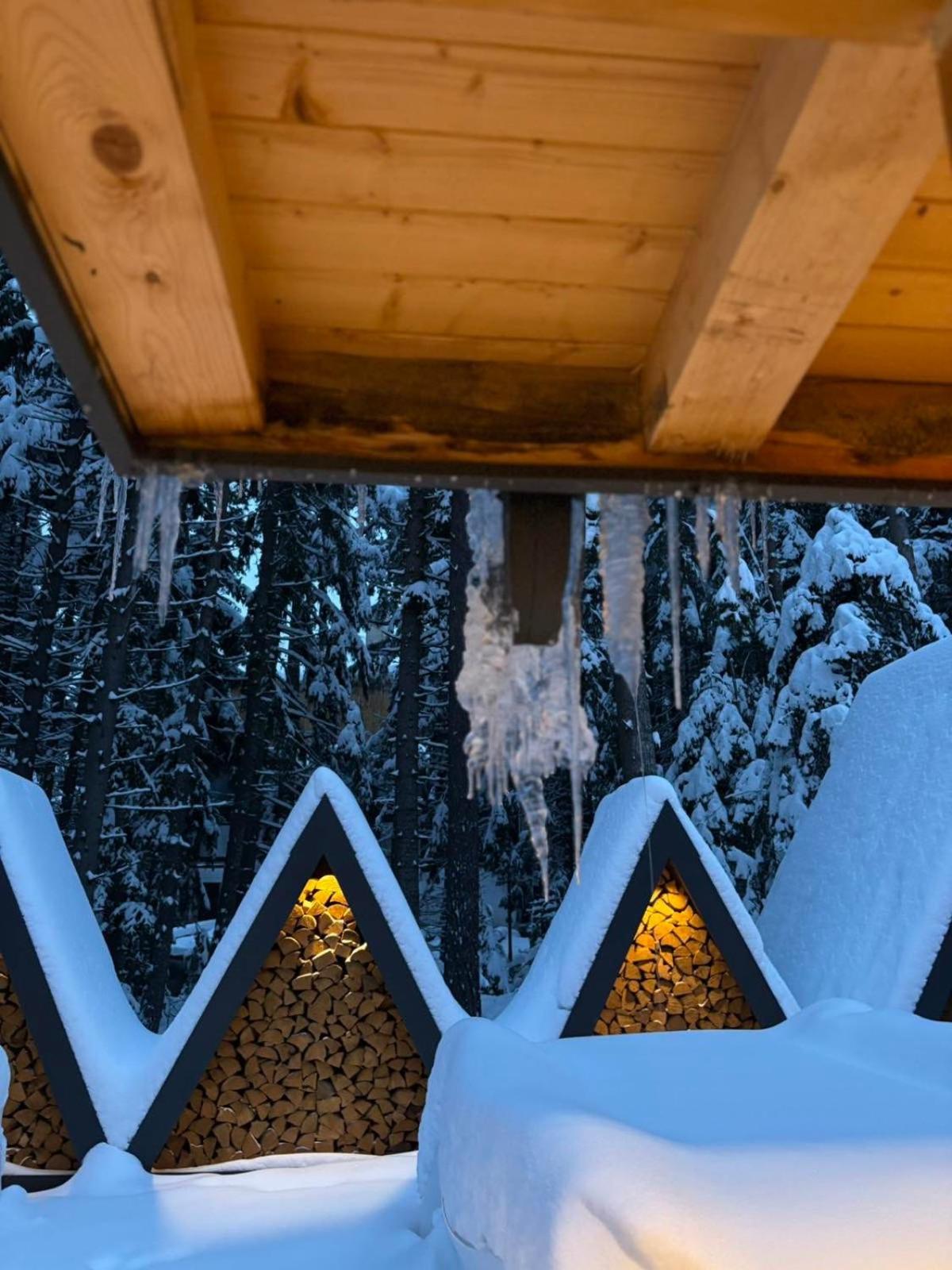 Algara Hut Hotell Panichishte Exteriör bild